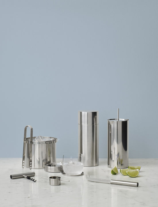Stelton - Arne Jacobsen martini mixer with mixer spoon 33.8 oz