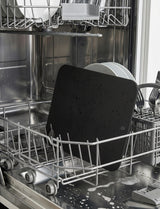 RIG TIG Z00323 CUT IT Chopping Board W 31 Cm Black Lifestyle Dishwasher Safe AI Assisted